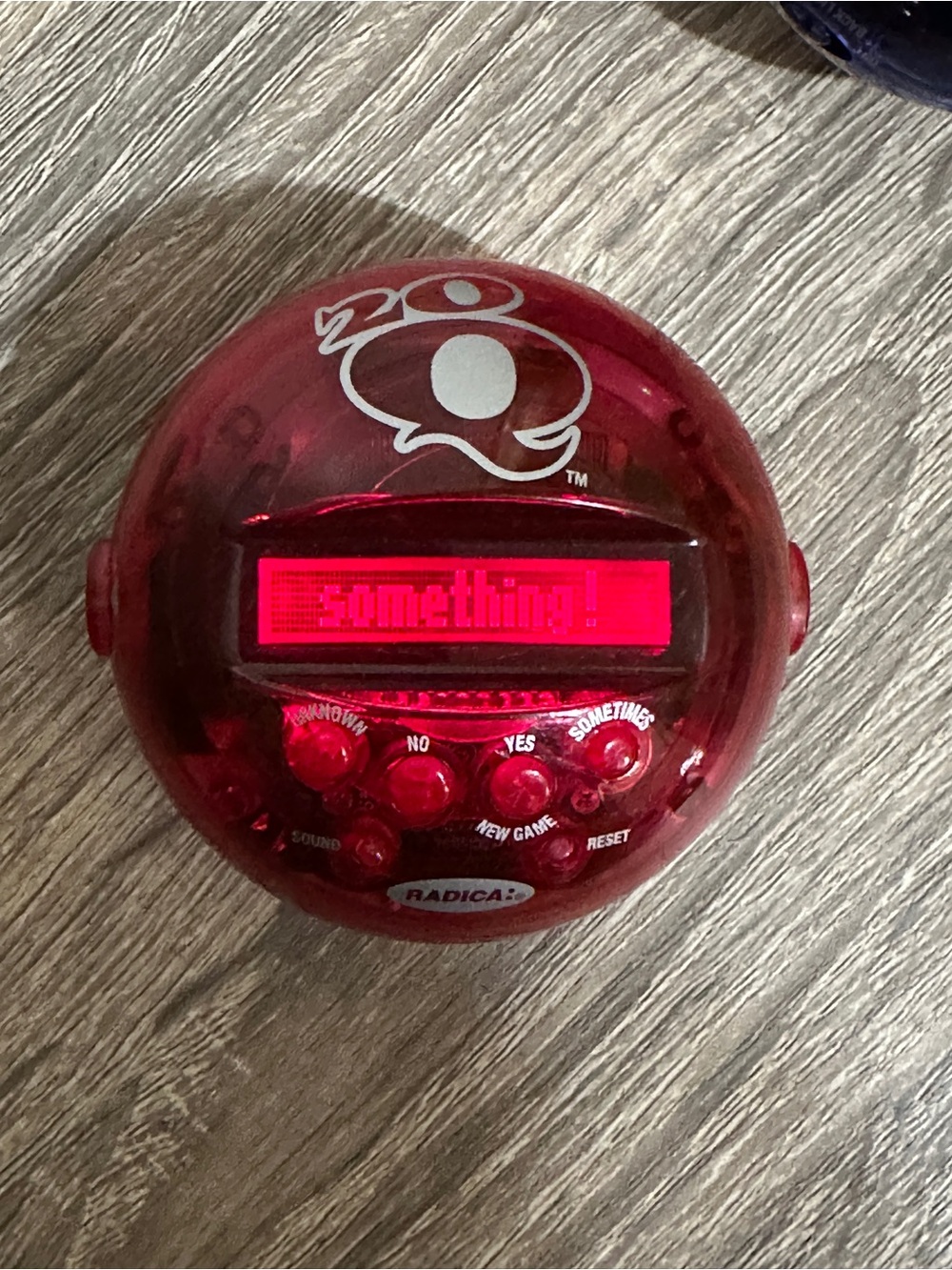 Radica 20Q 20 Questions 2003 Electronic Game Tested Works Red